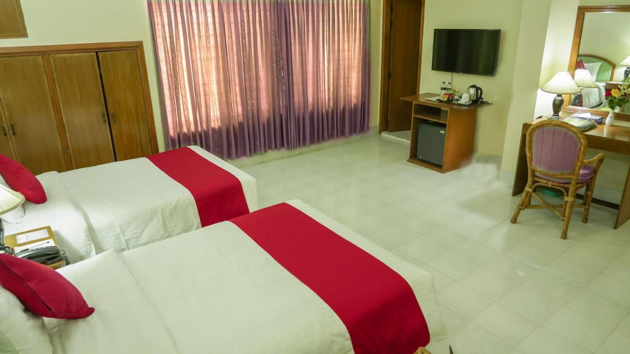 Asia Pacific Hotel Dhaka Esterno foto
