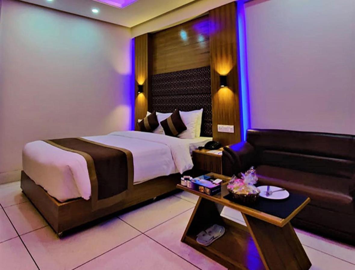 Asia Pacific Hotel Dhaka Esterno foto